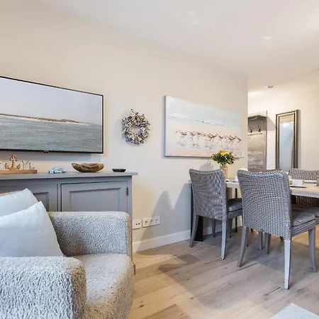 Strandgut 10 公寓 *